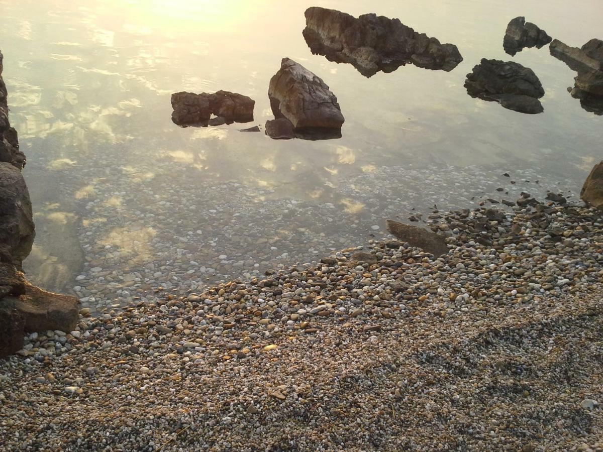 Fisherman'S House Mladen ムルテル エクステリア 写真